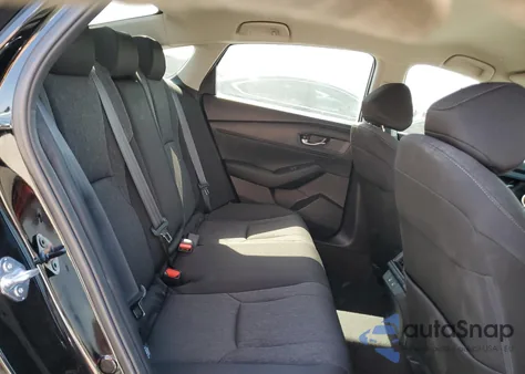 2025 Honda Accord Lx z USA, uszkodzony, nr VIN 1HGCY1F25SA043767